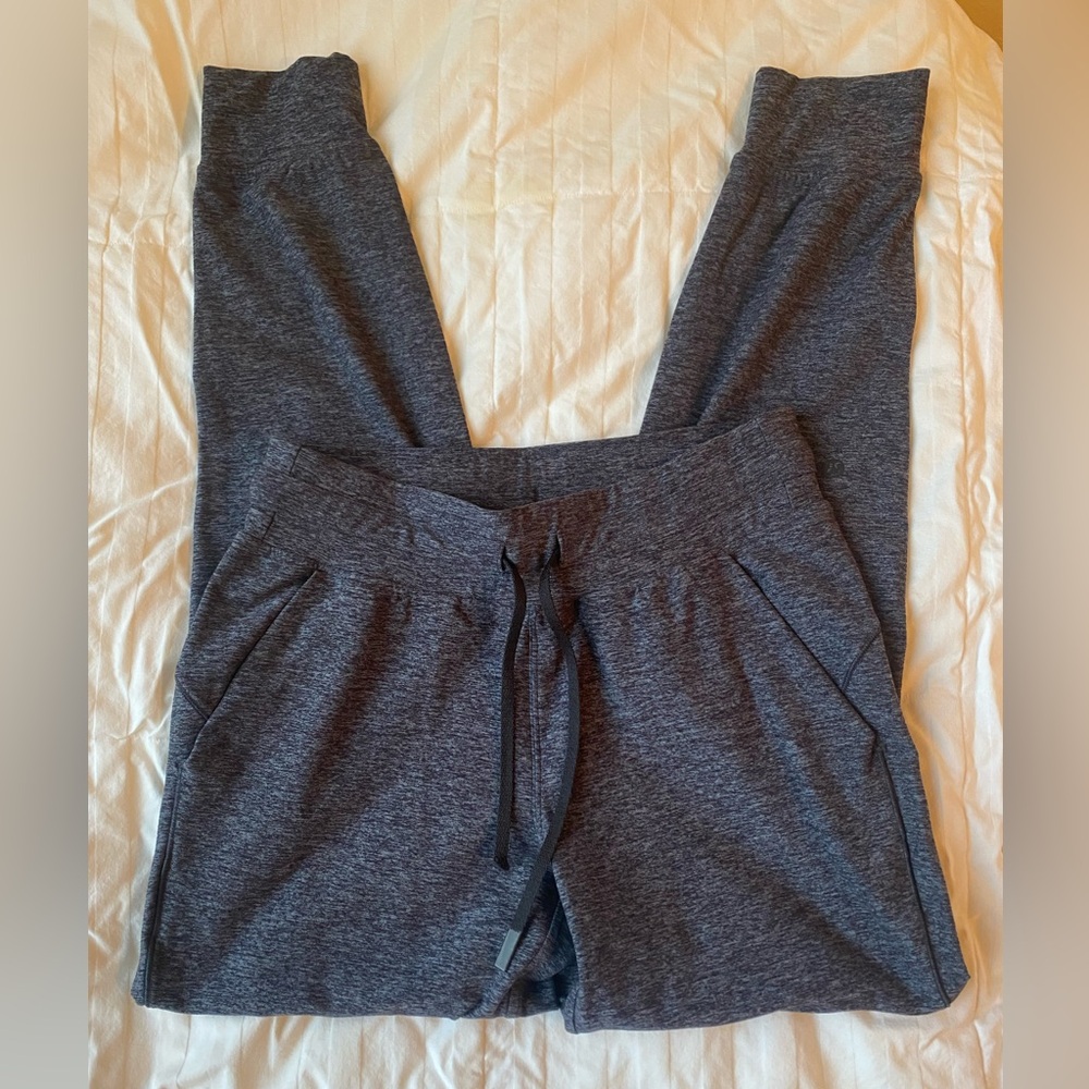 VGUC lululemon Ready to Rulu jogger - Picture 2 of 5
